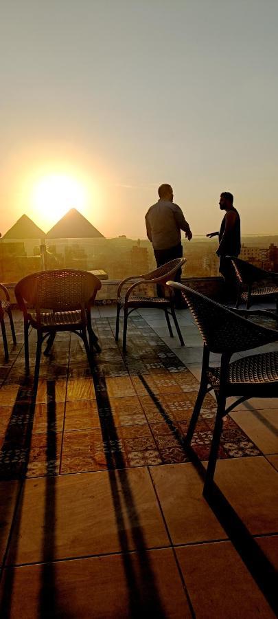 Bedouin Pyramids View Hotel Kafret el-Gabal Exterior foto