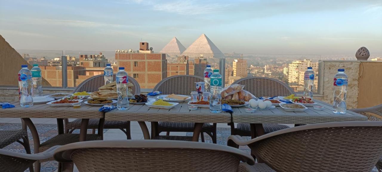 Bedouin Pyramids View Hotel Kafret el-Gabal Exterior foto